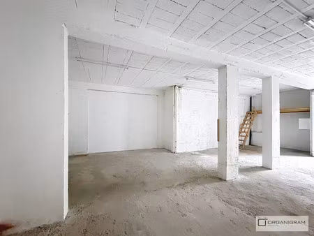 location locaux professionnels 83 m² à ajaccio (20000)  915 €