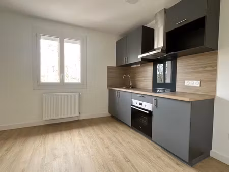 location maison 3 pièces 74 m² à limoges (87000)  750 €