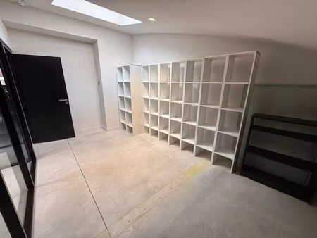 location locaux professionnels 1 pièce 13 m² à marseille 8ème (13008)  350 €