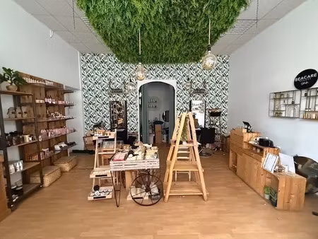 location locaux professionnels 105 m² à marseille 2ème (13002)  1 400 €