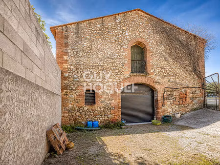 local commercial / entrepôt 120 m² mas sabol villemolaque