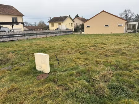 terrain constructible de 645 m2