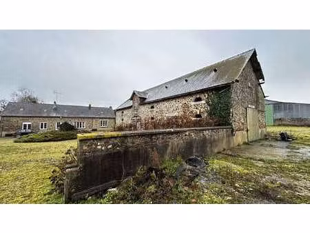 vente longère et corps de ferme à montjean (53320) : à vendre / 135m² montjean