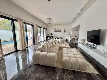 vente maison piscine à niort (79000) : à vendre piscine / 139m² niort