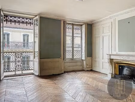 exclusivite : t3 de 86m² secteur place maréchal lyautey à lyon 6e
