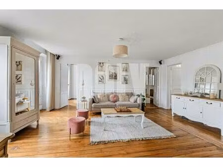 exclusivité doly - 67m2- 4p-rue st antoine- 75004