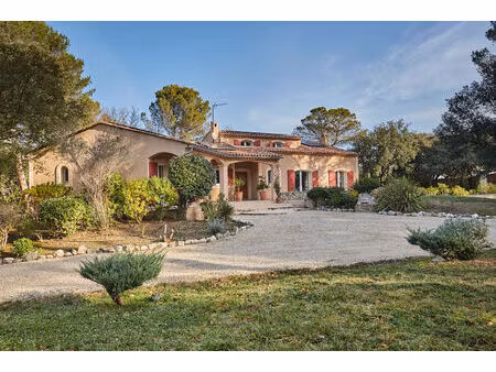 maison saint cannat 7 pièce(s) 240 m2