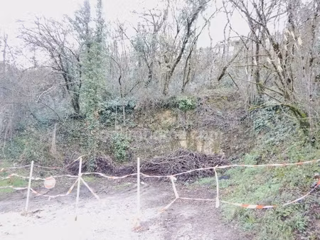 terrain à bâtir proche du quartier saint-georges à perigueux