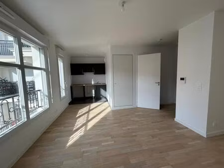 superbe t2 de 29 3m²
