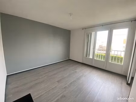 studio 1 pièce 26 m²
