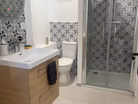 appartement t1 bis 34 m² - refait à neuf