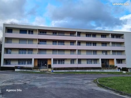 appartement 4 pièces 94 m²