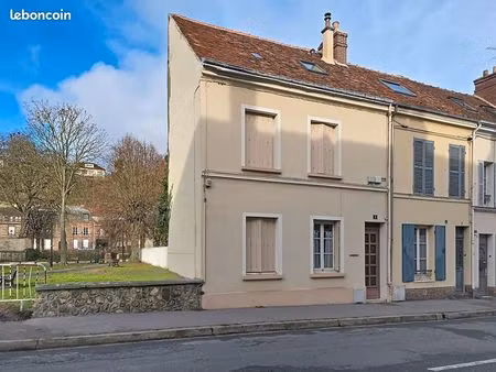 maison de ville 4 pièces 92 m²