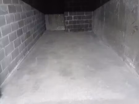 garage - box fermé - métro à 5mn de lille