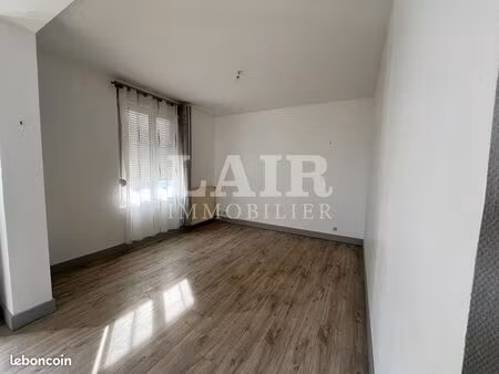 maison 3 pièces 77 m²