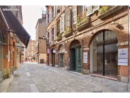 toulouse – hyper-centre saint-étienne / esquirol / carmes – t2 duplex meublé de +57 m²