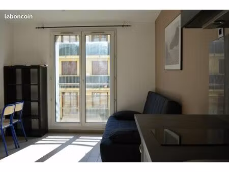 studio meublé résidence sécurisée - refait a neuf