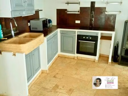 le plan-de-la-tour – charmante maison de hameau rénovée  proche centre