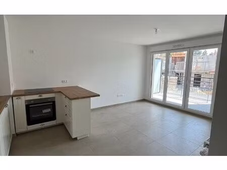 appartement gournay-sur-marne 51.45 m² t-3 à vendre  294 250 €