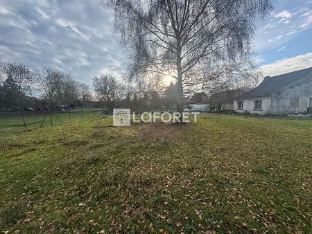 terrain 1525 m²