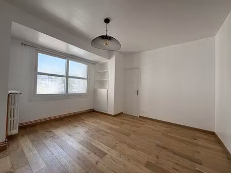 exclusivite a vendre 37000 tours centre appartement 2 pièces 50 m2