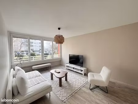 appartement traversant f5