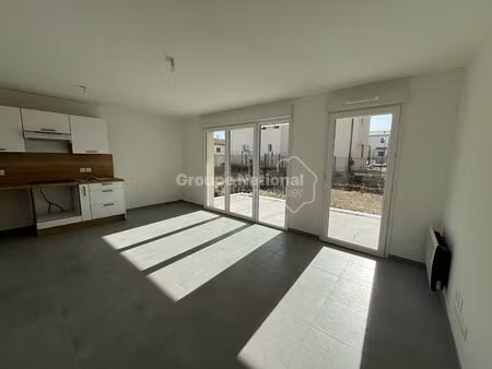 appartement t3 avec jardin et garage - montvafet