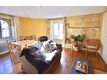 bordeaux st pierre - grand t2 bis 53 m2 lumineux