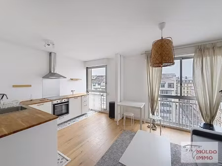 t2 métro croix rousse