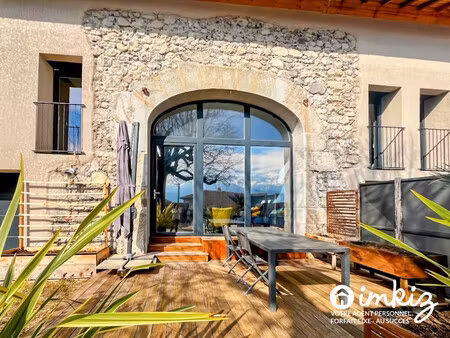 appartement de village rénové avec cour