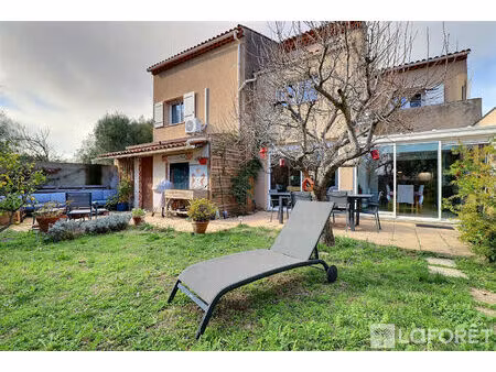 hyeres plage à pieds  appartement 5 pièces  jardin privatif 123 m²
