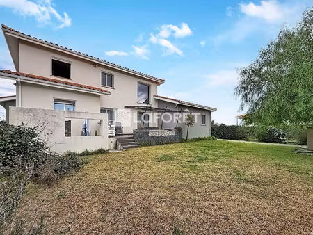 a vendre - villa 4 faces à bompas - parcelle 703m²