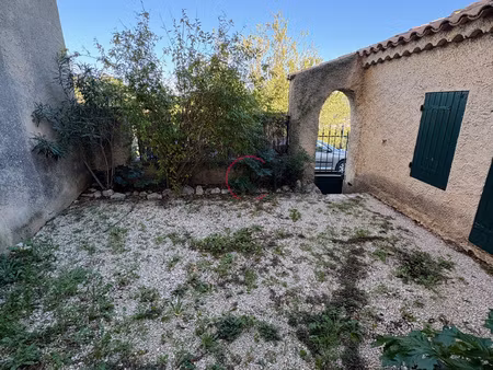 maison de village t2/3 avec jardin - centre historique de ve