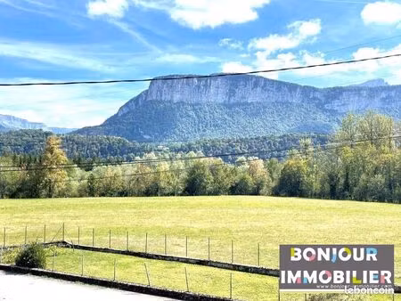 appartement 3 pièces 54 m²