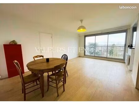 appartement 2 pièces 65 m²