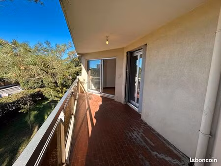 appartement 3 pièces 63 m²