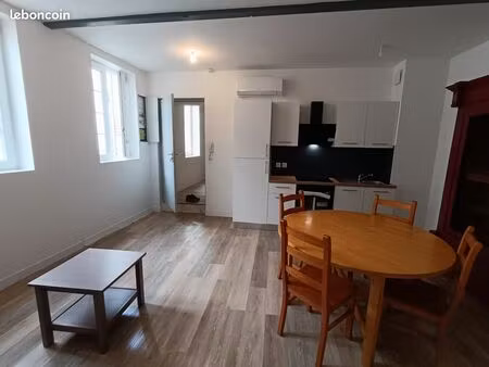 superbe t2 neuf  centre ville  clim