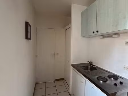 studio meublé 19m2 au centre ville