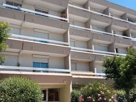 studio meublé 17m2 près des facs