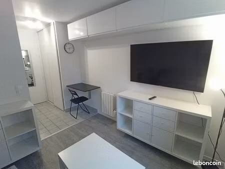 magnifique studio meublé 16 m2 comme neuf entièrement rénové