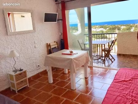 studio meublé-vue mer