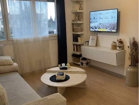 appartement t3 - 43 m2 - marseille 11eme - la pomme