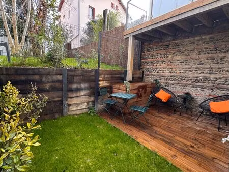 t1bis integralement meublé avec terrasse/jardinet