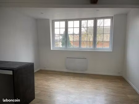 appartement charmant d’une chambre de 33m2 refait totalement à neuf