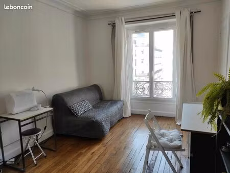 studio meublé 21 5 m² – paris 15e (quartier necker/pasteur) – calme & vue dégagée