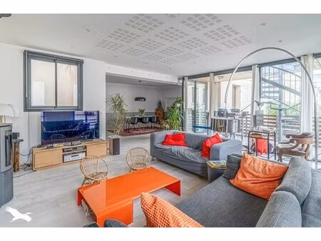 maison de luxe à vendre dans le quartier hôtel de ville-quinconce-saint seurin-fondaudège