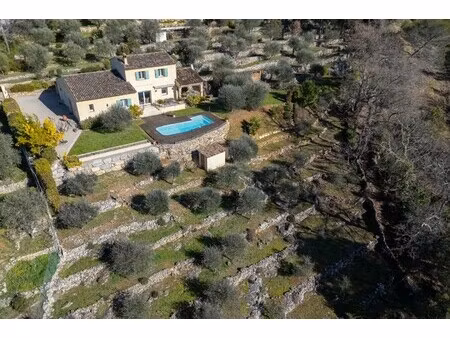 maison de luxe à vendre à saint-cézaire-sur-siagne