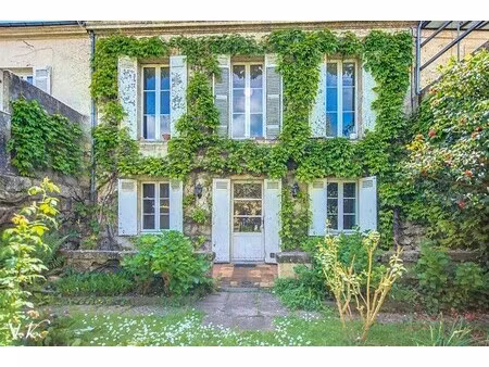 maison de luxe à vendre dans le quartier hôtel de ville-quinconce-saint seurin-fondaudège