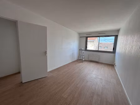 vente appartement 2 pièces  44.29m²  bordeaux