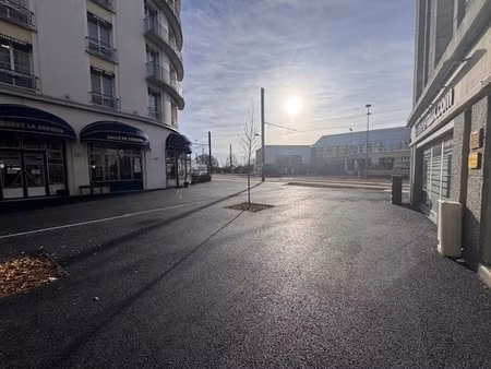 a louer brest plein centre liberte : local commercial 55m2 + ca